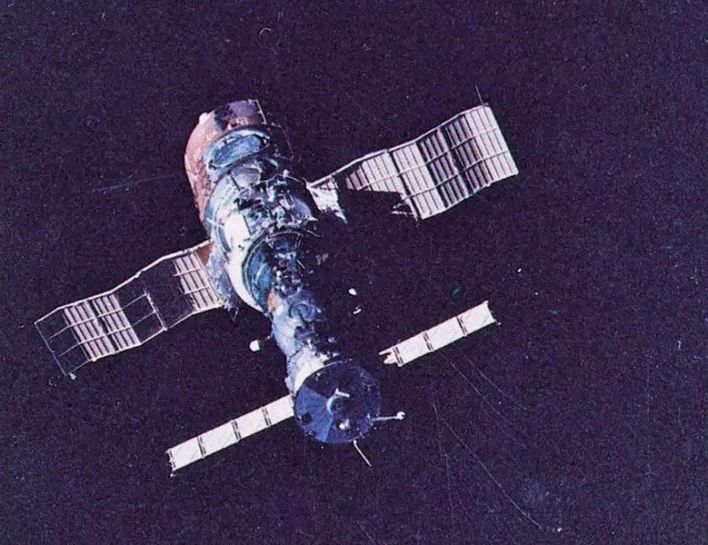7551747-KchPx.jpg