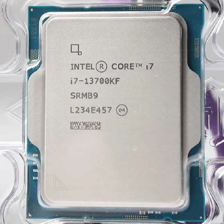Процессор Intel Сore i7-13700KF (16/24 ядер, 5,40ГГц, LGA1700, OEM)