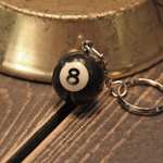 Брелок для ключей в виде бильярдного шара - eight ball B02-SP081