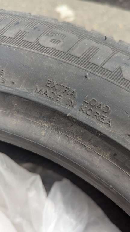 Hankook WiNter i*cept iZ2 Шины зимние 205/55 R16 94T Нешипованные (с Ozon Картой)