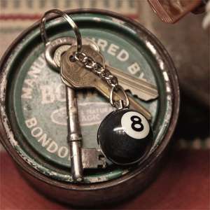 Брелок для ключей в виде бильярдного шара - eight ball B02-SP081