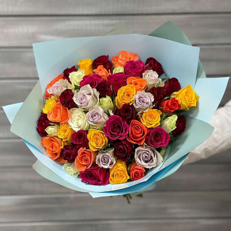 [МСК] Букет из 51 разноцветной розы, 40 см (+50% СберСпасибо)