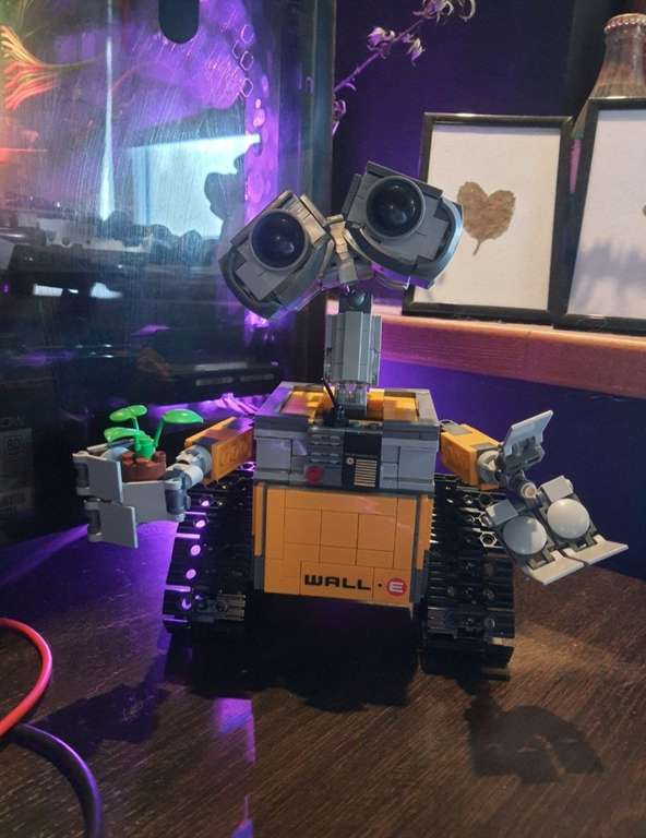 Конструктор робот Валли Wall-e 687 деталей, другие площадки в описании