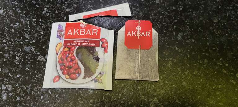 [Подольск] Чай чёрный Акбар яблоко и шиповник , чабрец и облепиха 100 пак х1.5 гр