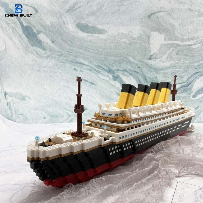 Модель Титаника в конструкторе KNEW BUILT