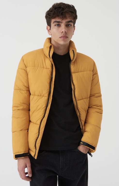 Распродажа мужских курток в Sinsay (Например желтая дутая куртка)