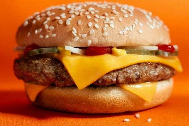 Гамбургер в приложении МакДональдс