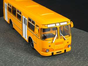 Модель автобуса ЛиАЗ-677М в масштабе 1:43. Наши Автобусы №8