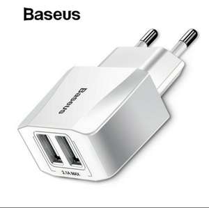 Baseus,  двух-портовое зарядное USB-устройство.