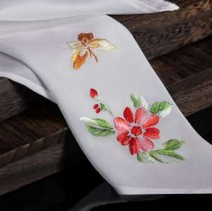 Шелковый шарф ручной работы с двусторонней вышивкой Hunan