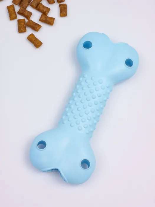 Интерактивная большая развивающая резиновая игрушка для собак мелких и средних пород с кормушкой Кость, голубой цвет, 19 см