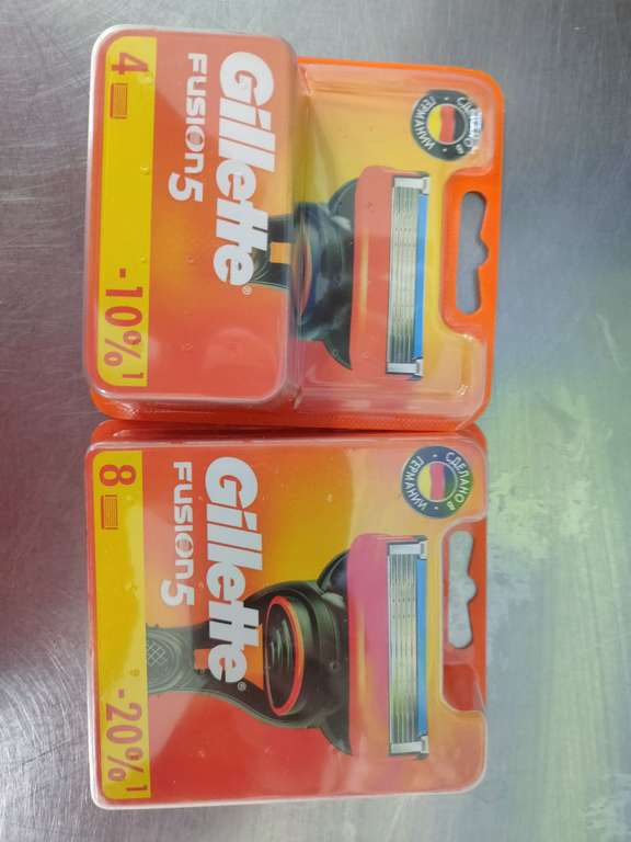 Сменные кассеты Gillette Fusion5 с 5 лезвиями 12 шт.