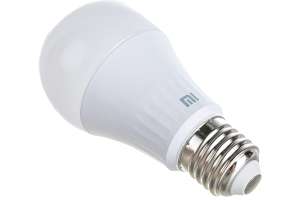 Умная лампочка XIAOMI Mi Smart LED Bulb Warm White GPX4026GL