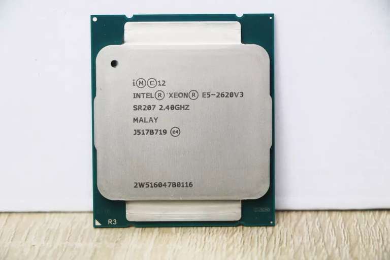 Процессор Intel Xeon E5 2620v3