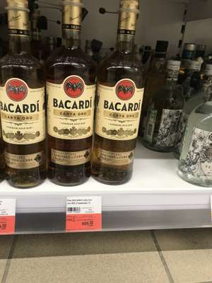 Bacardi carta oro